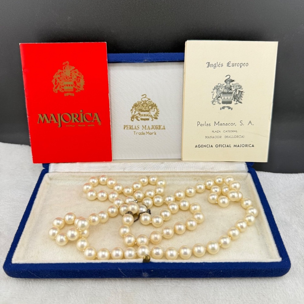 Vintage Perlas Majorca Imitation Pearl Necklace Signed 32"